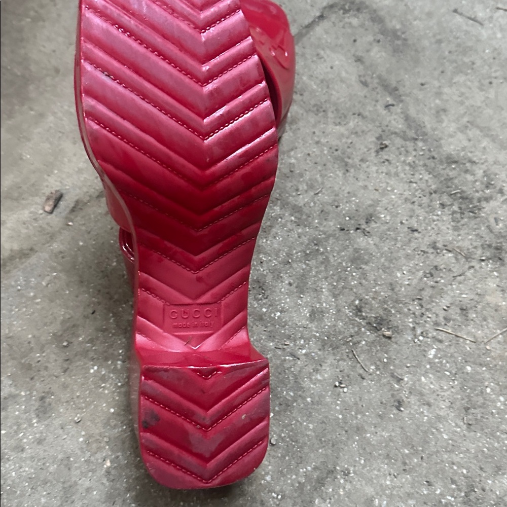 Gucci Rubber Slides - Picture 8 of 9